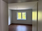 Blick in Zimmer - Modern saniertes Mehrfamilienhaus am Wasser