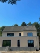 Blick auf Haus - Modern saniertes Mehrfamilienhaus am Wasser