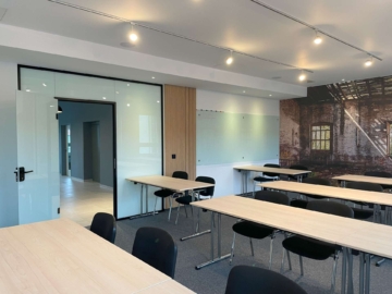 Lichtdurchflutete Büroflächen mit Größen von 10, 20, 25 oder 50 m² zu vermieten, 15517 Fürstenwalde, Bürofläche